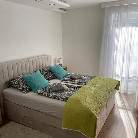 Sunshine Brown Apartman Apartment *
